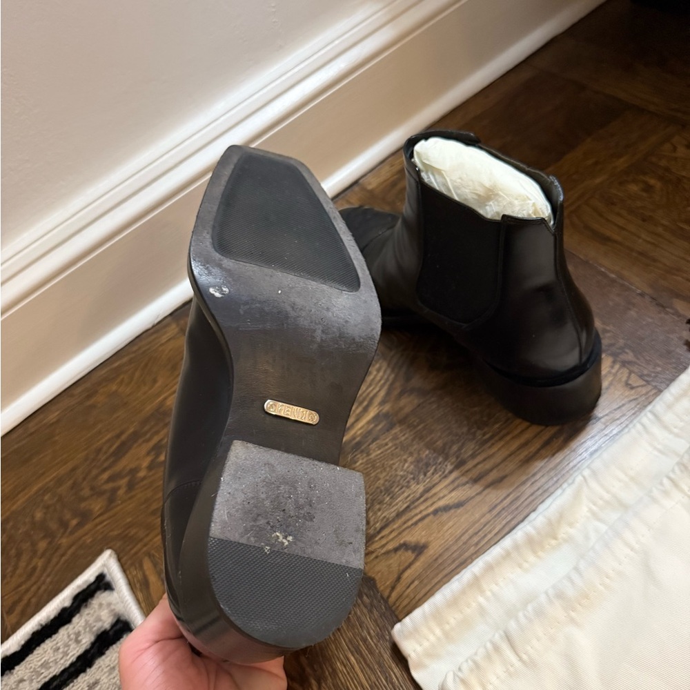 Fendi Black Leather Chelsea Boots - Picture 4 of 6